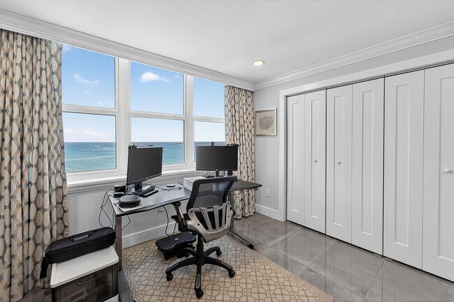 Building Photo - 5440 N Ocean Dr