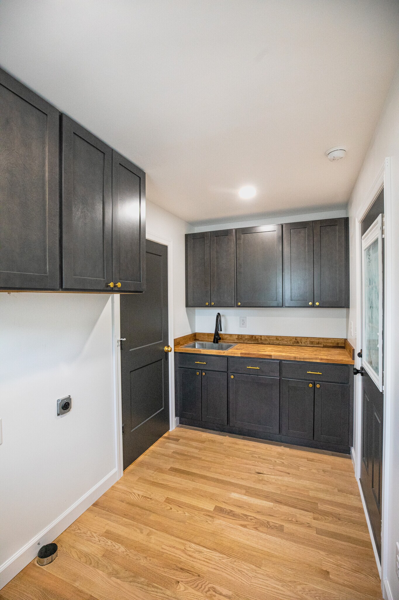 Building Photo - 200 Sewanee Cir