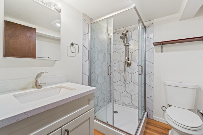 Building Photo - 2319 N 145th St