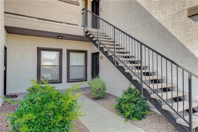 Building Photo - 45 Maleena Mesa St