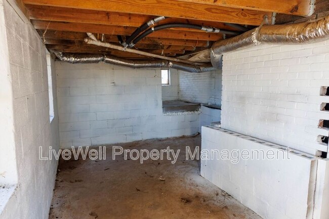 Building Photo - 1514 31st St Ensley