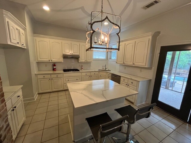 Building Photo - 633 Wendover Way