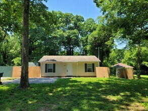 Building Photo - Gastonia 2 bed 1 bath