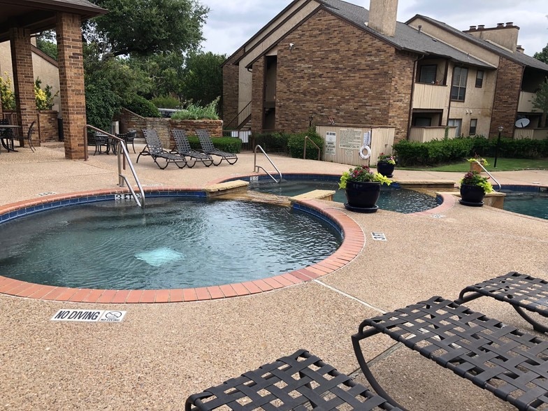 condo pool 1 - 1205 Calico Ln