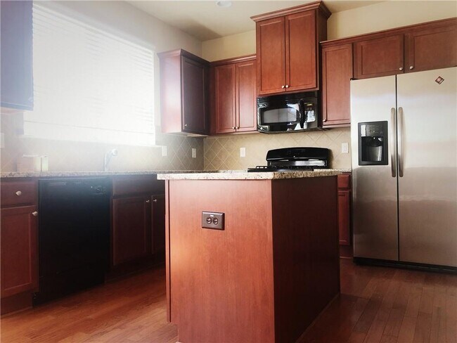 Building Photo - 3472 Sardis Bend Dr