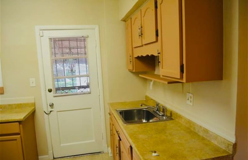 Building Photo - 5703 18th Ave