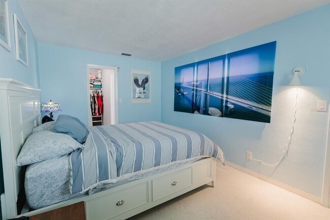 Building Photo - 6300 16th St S