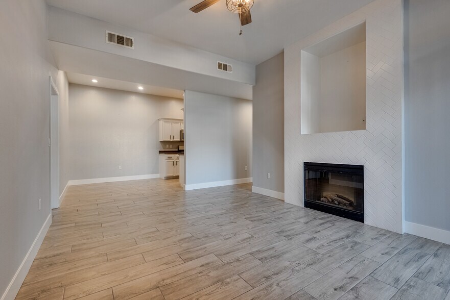 Building Photo - 3475 Cactus Shadow St