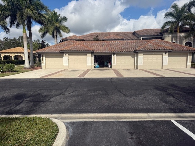 Garage - 6807 Grand Estuary Trl