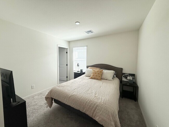 Building Photo - COMING SOON! Spacious Southwest Las Vegas Gem | 5 Beds, Loft & 3,000+ Sq Ft Living