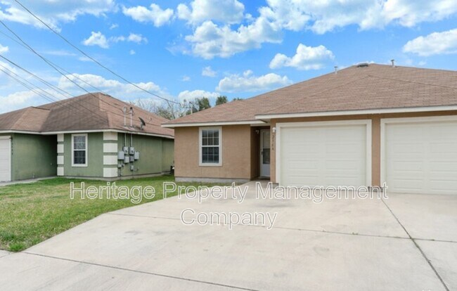 Building Photo - 236 Rosalie Dr