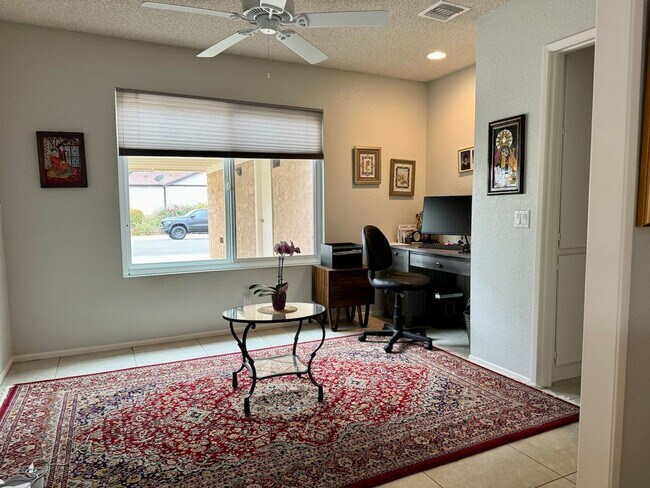 Building Photo - Nicely updated, one story Mission Oaks Home in Camarillo