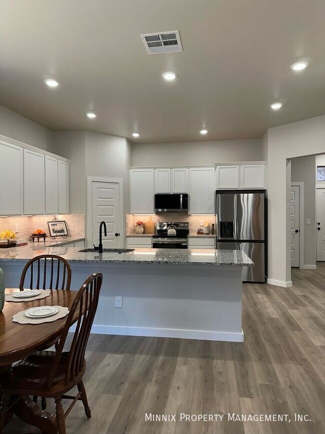 Building Photo - 2923 137th St