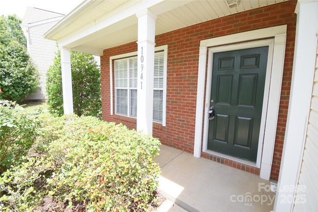Building Photo - 10941 Claude Freeman Dr