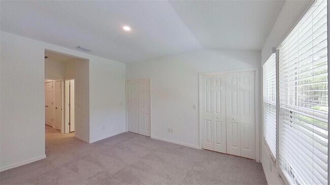 Building Photo - 3008 Via Sienna Cir