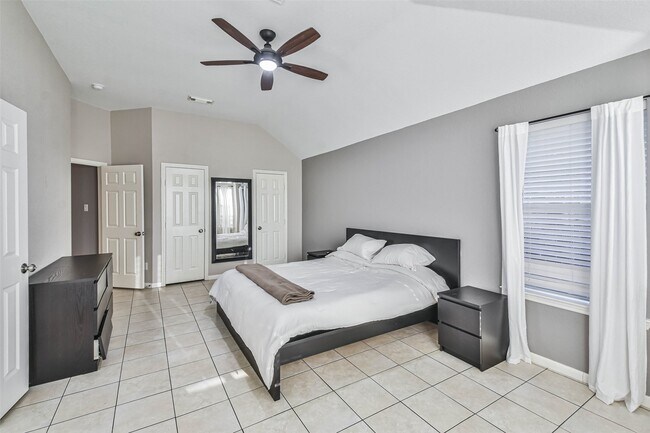 Building Photo - 4214 Maidenhead Dr