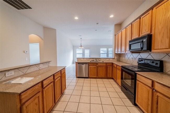 Building Photo - 7509 Dalton Dr