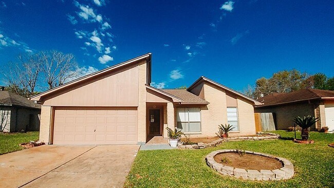 Primary Photo - 10202 Hollow Canyon Dr