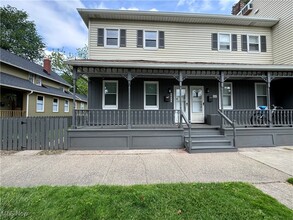 Building Photo - 3820 John Ave