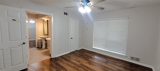 Building Photo - 204 Overhill Dr