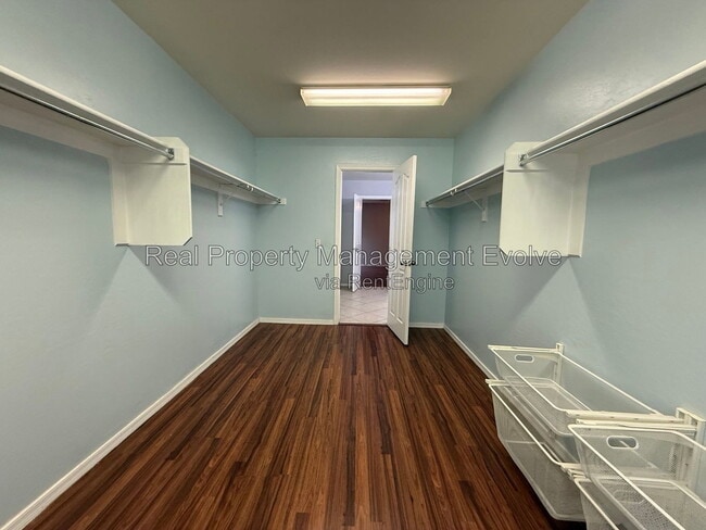 Building Photo - 25824 W Burgess Ln