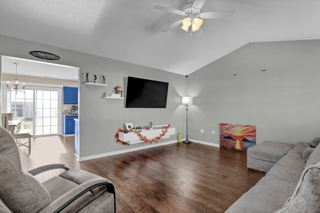 Building Photo - 106 Clint Mills Rd