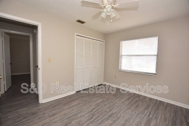 Building Photo - 237 Marble Ln