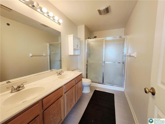 Building Photo - 974 Nittany Ct