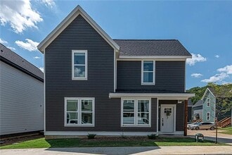 Building Photo - 3119 W Tulsa St