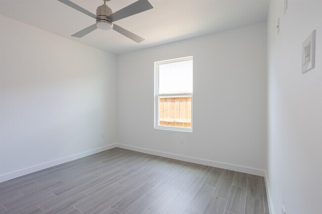 Building Photo - 9910 Caddo Lp