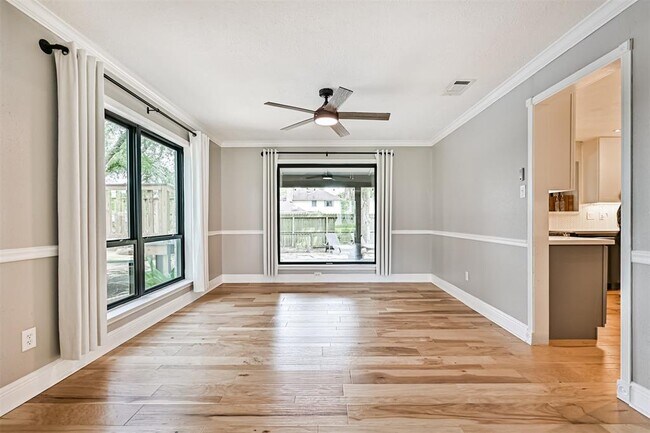 Building Photo - 1801 Vaquero