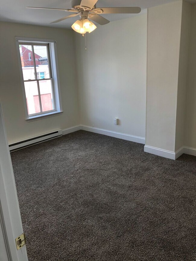 Building Photo - 28 S 3rd St