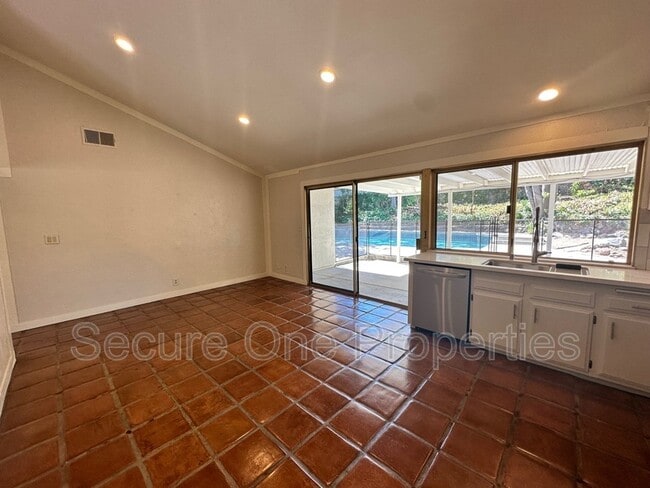 Building Photo - 29476 Trailway Ln