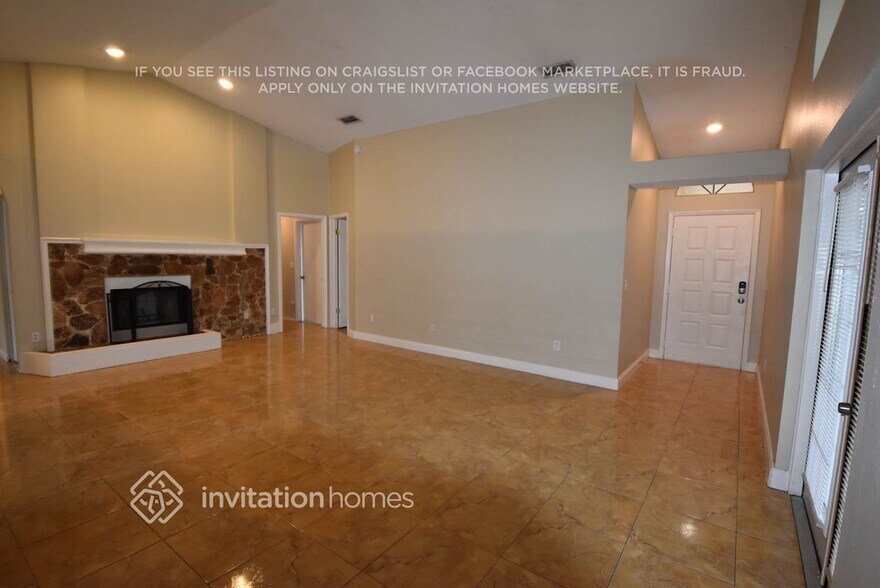Building Photo - 1003 Pinehaven Ct