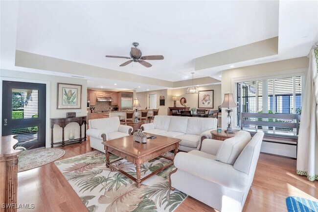 Building Photo - 325 3rd St S