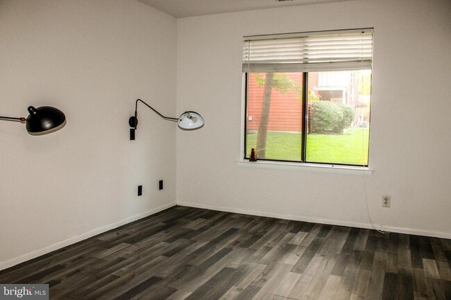 Building Photo - 2607A Auburn Ct