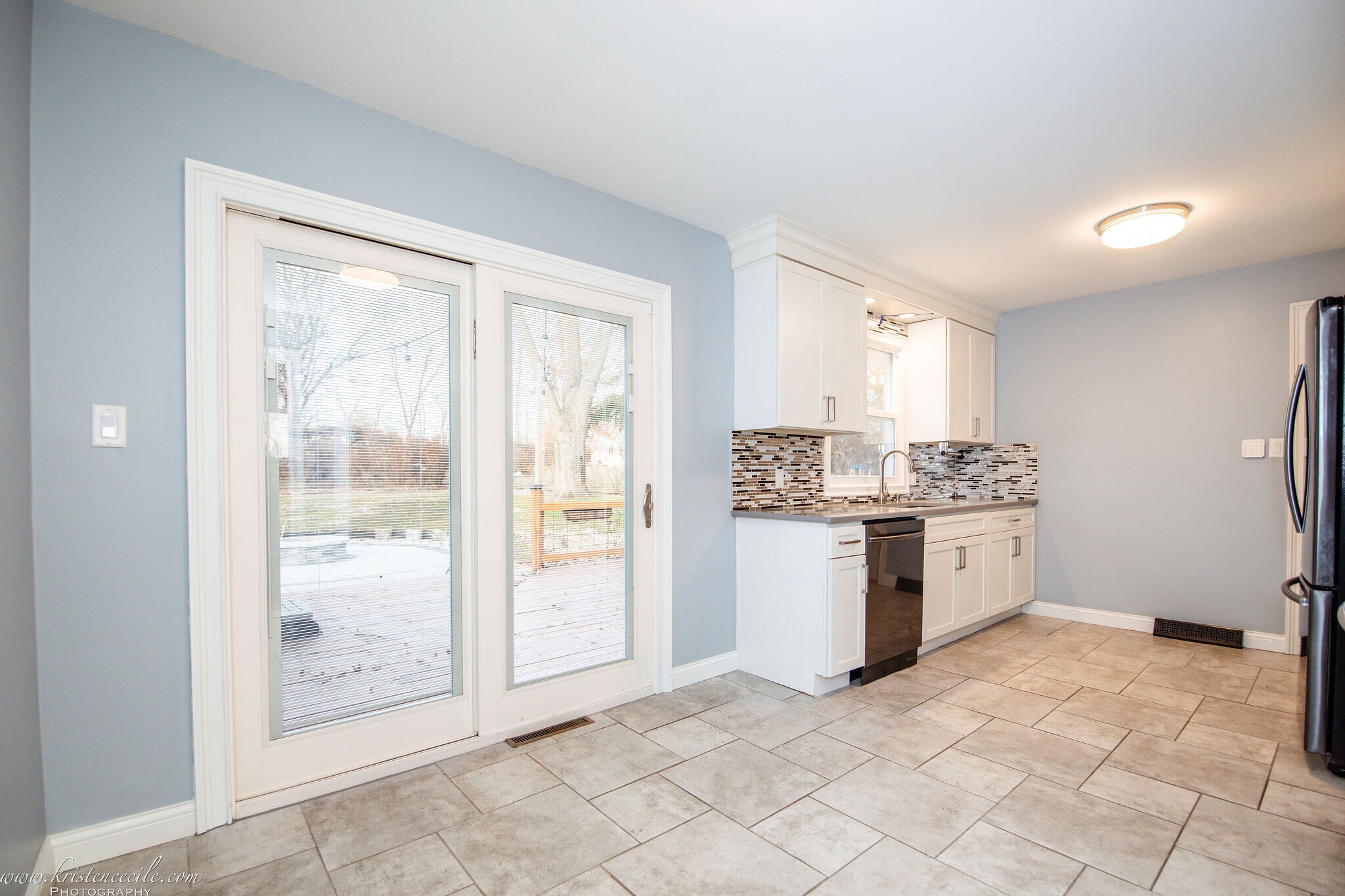 Building Photo - 123 Haines Ave