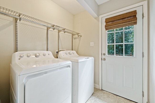 Building Photo - Cozy 3 Bedroom Home in North Durham! **APPLICATION PENDING**