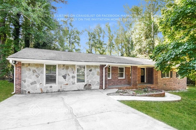 Primary Photo - 1432 Cherokee Trail NW