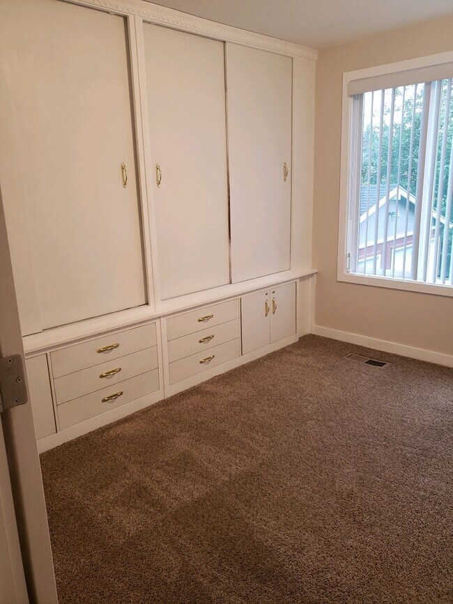 Building Photo - 8701 72nd Ave Ct SW