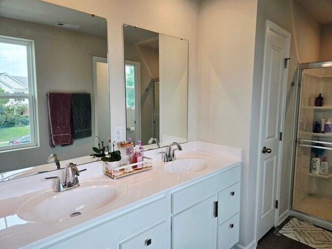 Building Photo - 1747 Goldenrod Turn