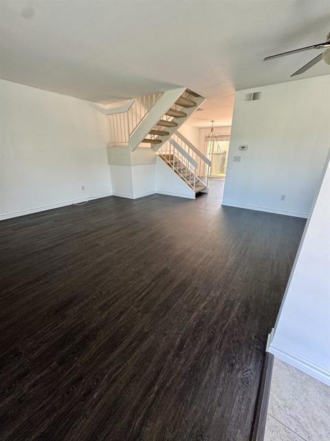 Building Photo - 6870 Pear Tree Dr