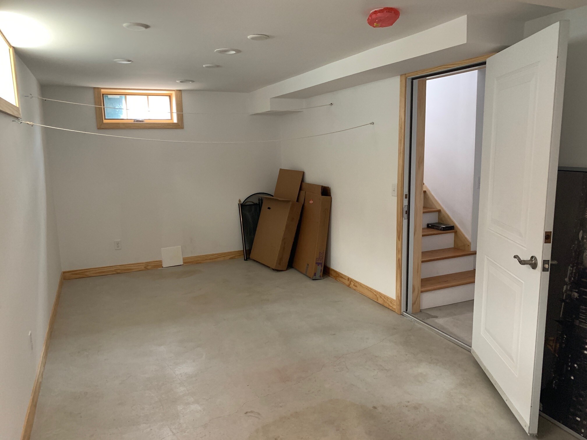 Common Storage Area - 4334 Drew Ave S
