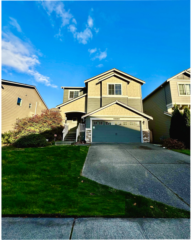 Building Photo - Charming 4-Bedroom Home in the Heart of Un...