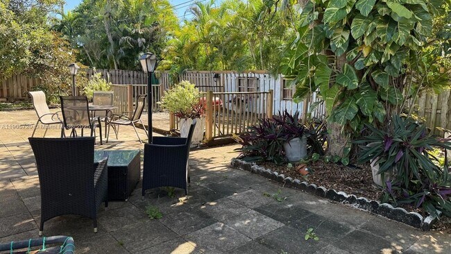 Building Photo - 11460 NW 37th St