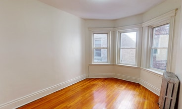 Building Photo - 9/1 - No Fee! Spacious studio in Allston, heat inc!