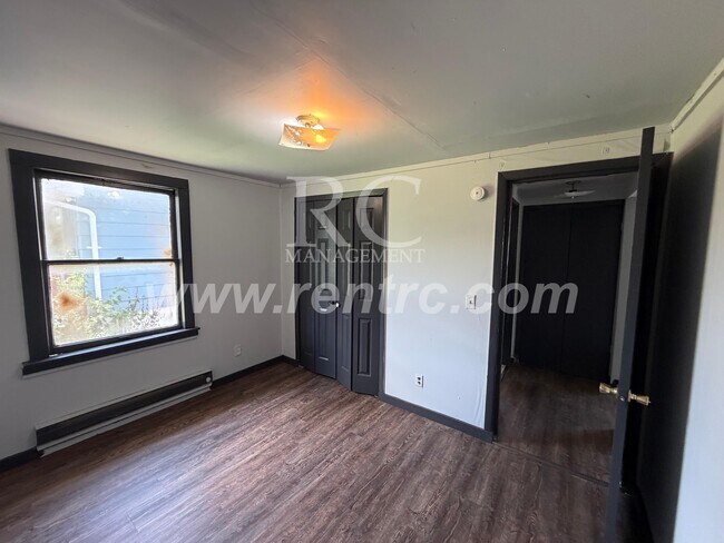 Building Photo - 1420-C Cleveland-