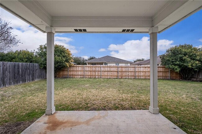 Building Photo - 2209 Pearson Way