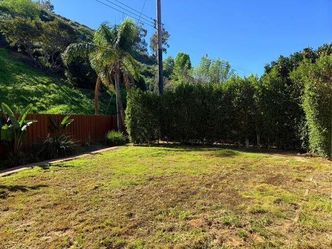 Building Photo - Spacious 4BD 2BA House With Perfect Private Backyard and Solar Panels  in Simi Valley