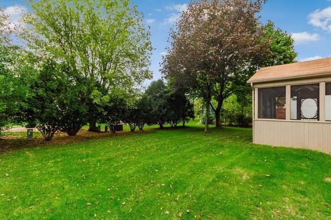 Building Photo - 6881 Erie Ct